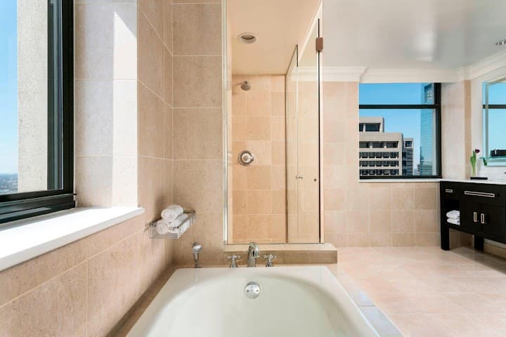 The Ritz-Carlton, Philadelphia portfolio 5
