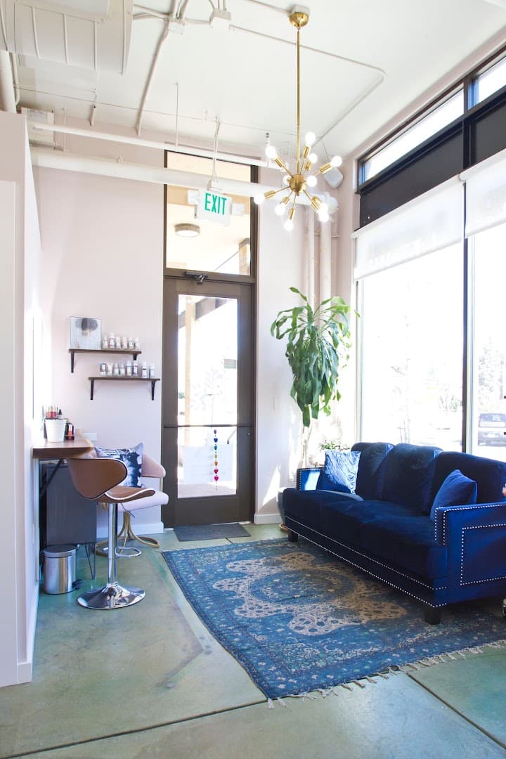 Freebird Beauty Shop portfolio 5