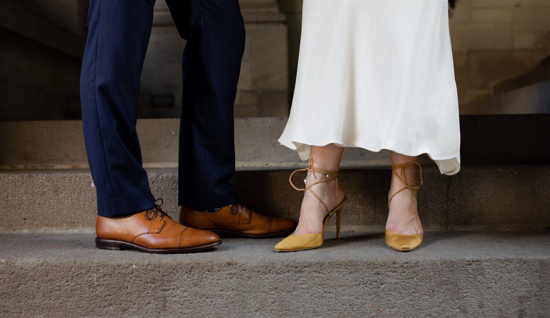 A Modern Fall Wedding at International Museum of Surgical Science