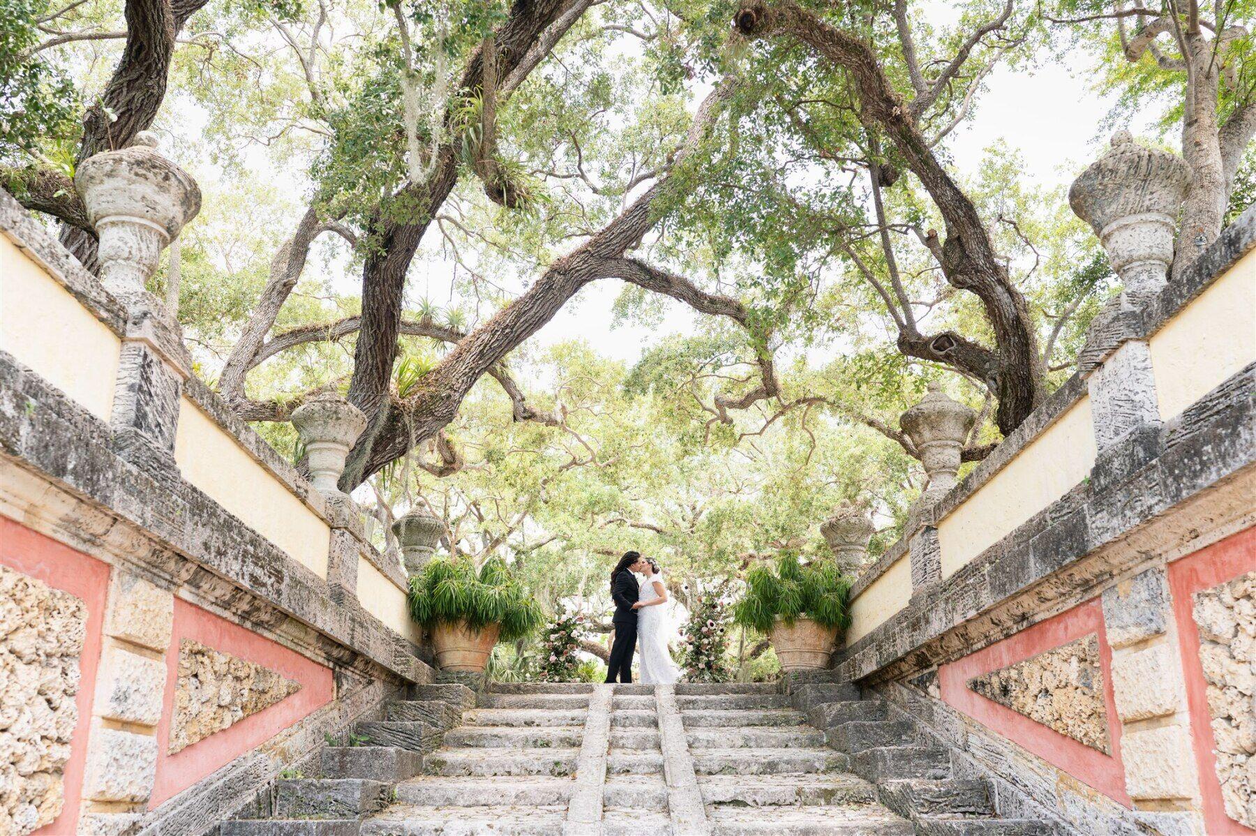 A Romantic Summer Wedding at Vizcaya Museum & Gardens photo 4