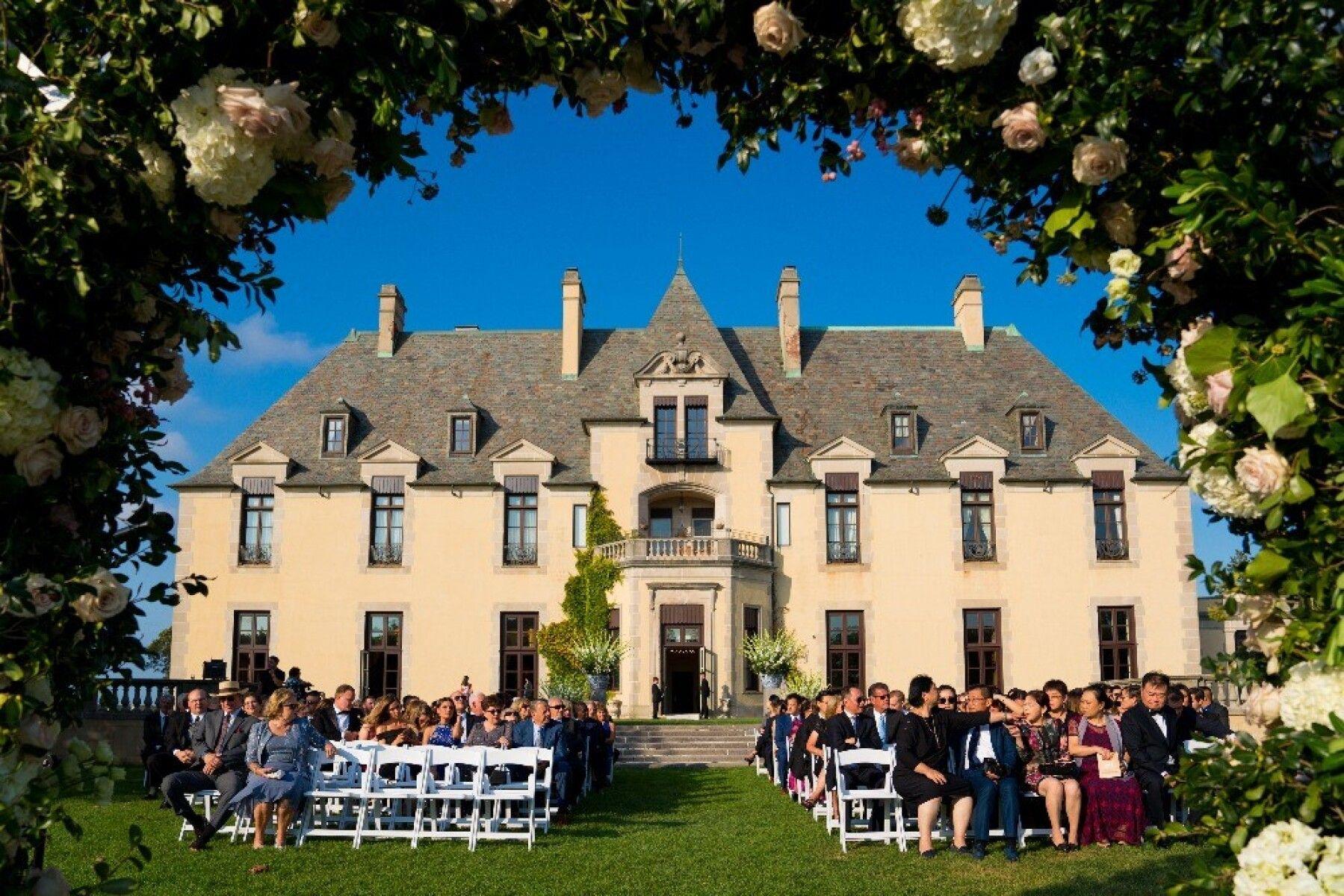 A Classic Spring Wedding at Oheka Castle in New York photo 3