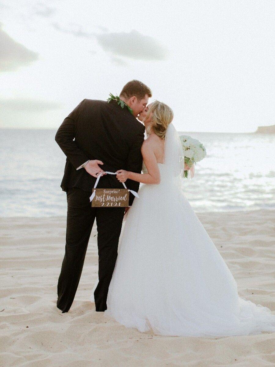 A Glamorous Destination Wedding at the Four Seasons Resort Lanai