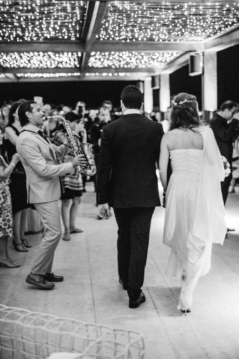 A Romantic Fall Wedding at Island Art And Taste photo 3