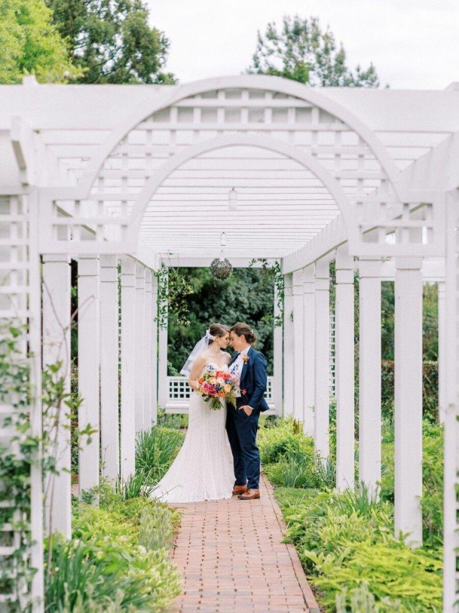 A Rustic Spring Wedding at Fearrington Village in North Carolina photo 2