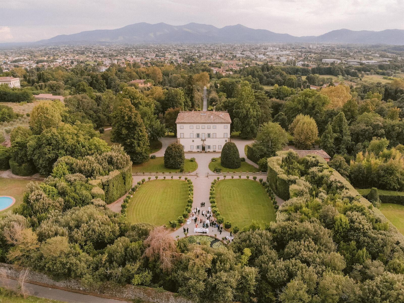 A Destination Spring Wedding at Villa Grabau photo 2