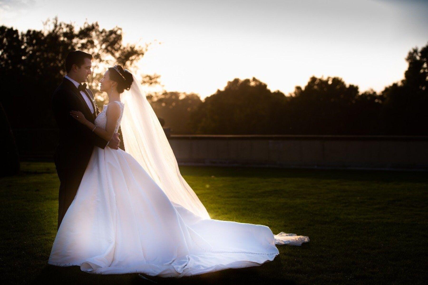 A Classic Spring Wedding at Oheka Castle in New York photo 2