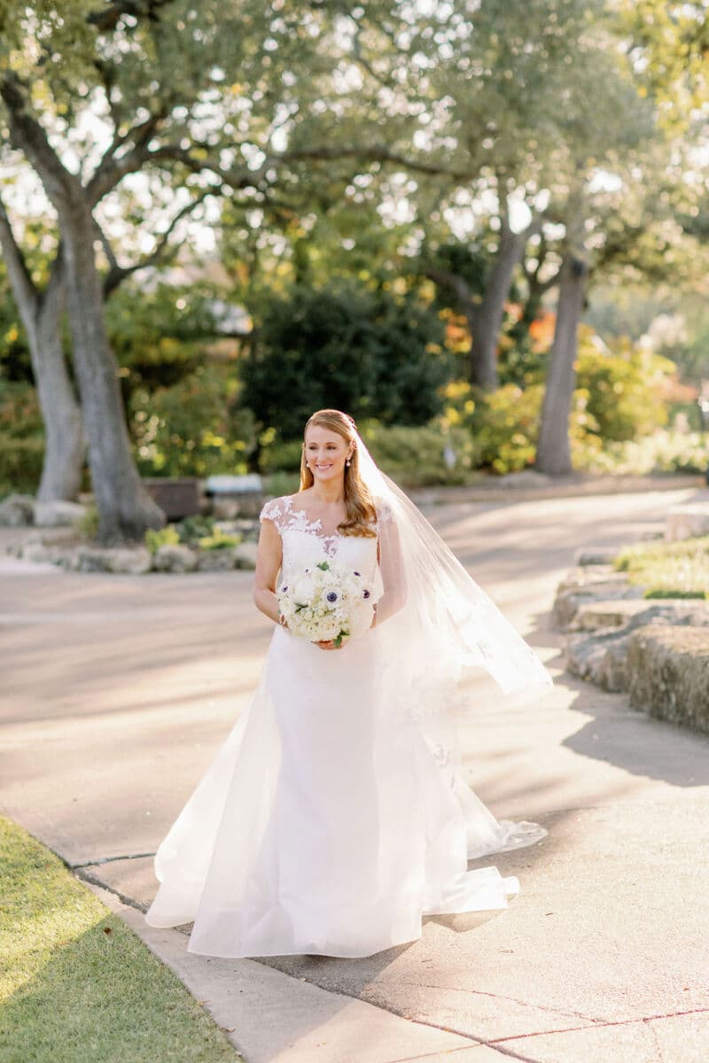 A Glamorous Winter Wedding at Austin Country Club photo 5