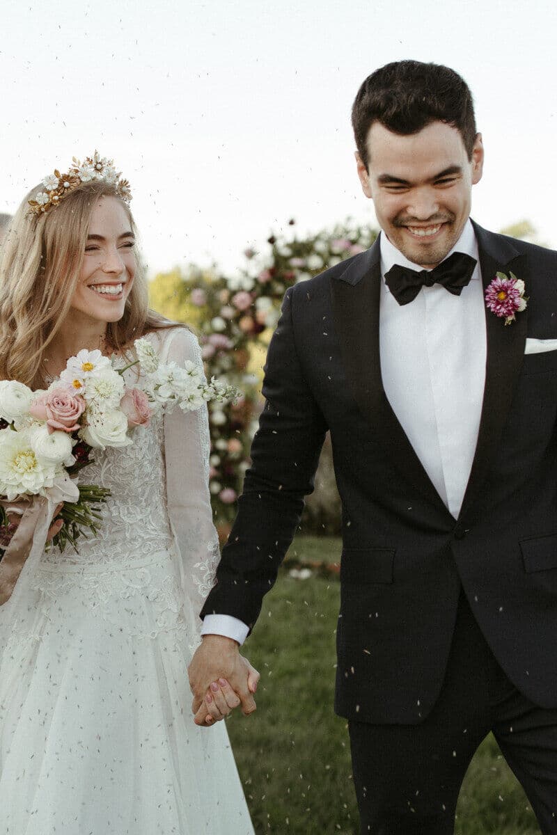 A Classic Spring Wedding at Early Mountain Vineyards photo 3