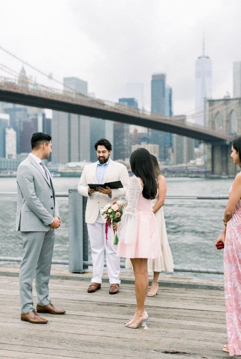 A Romantic Spring Wedding at Brooklyn Bridge