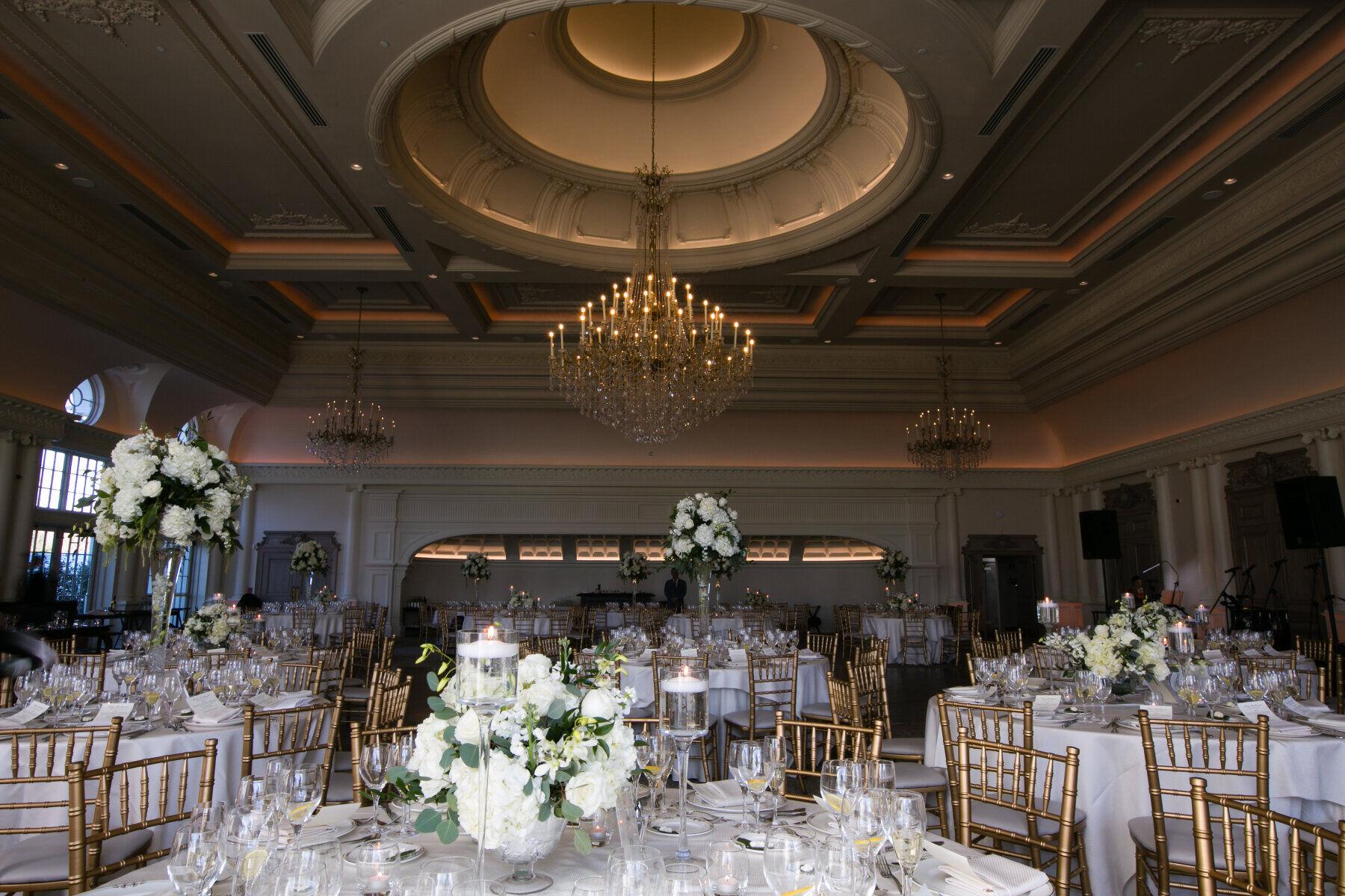 A Glamorous Summer Wedding at Park Chateau Estate and Gardens photo 5