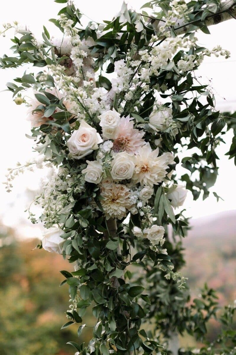 A Romantic Spring Wedding at Twin Farms photo 3
