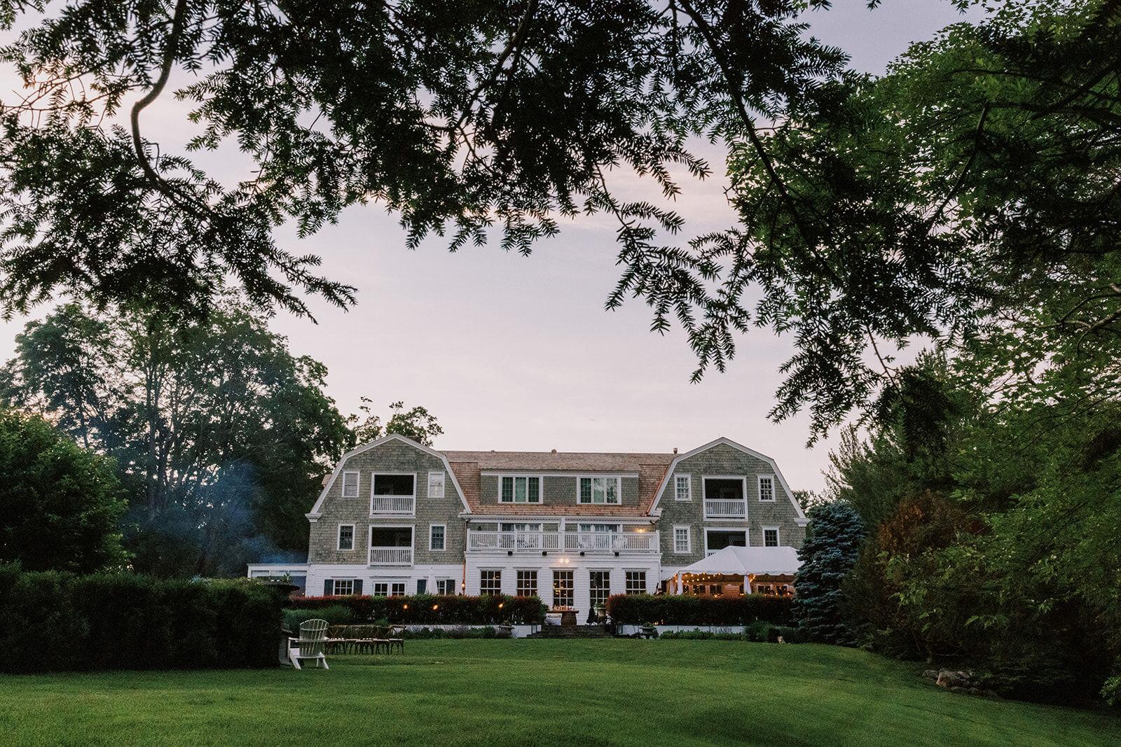 A Classic Spring Wedding at Mayflower Inn & Spa photo 3