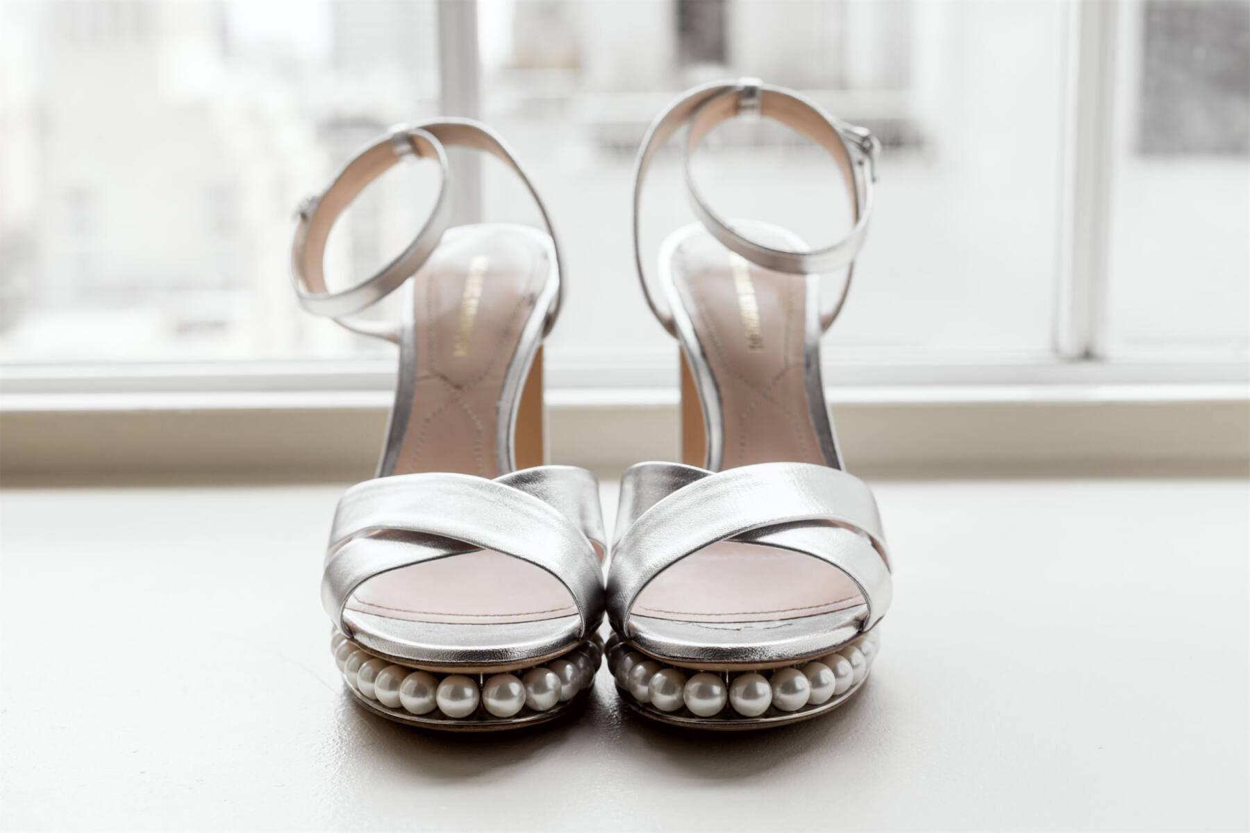 A Glamorous Winter Wedding at The Pierre New York photo 2