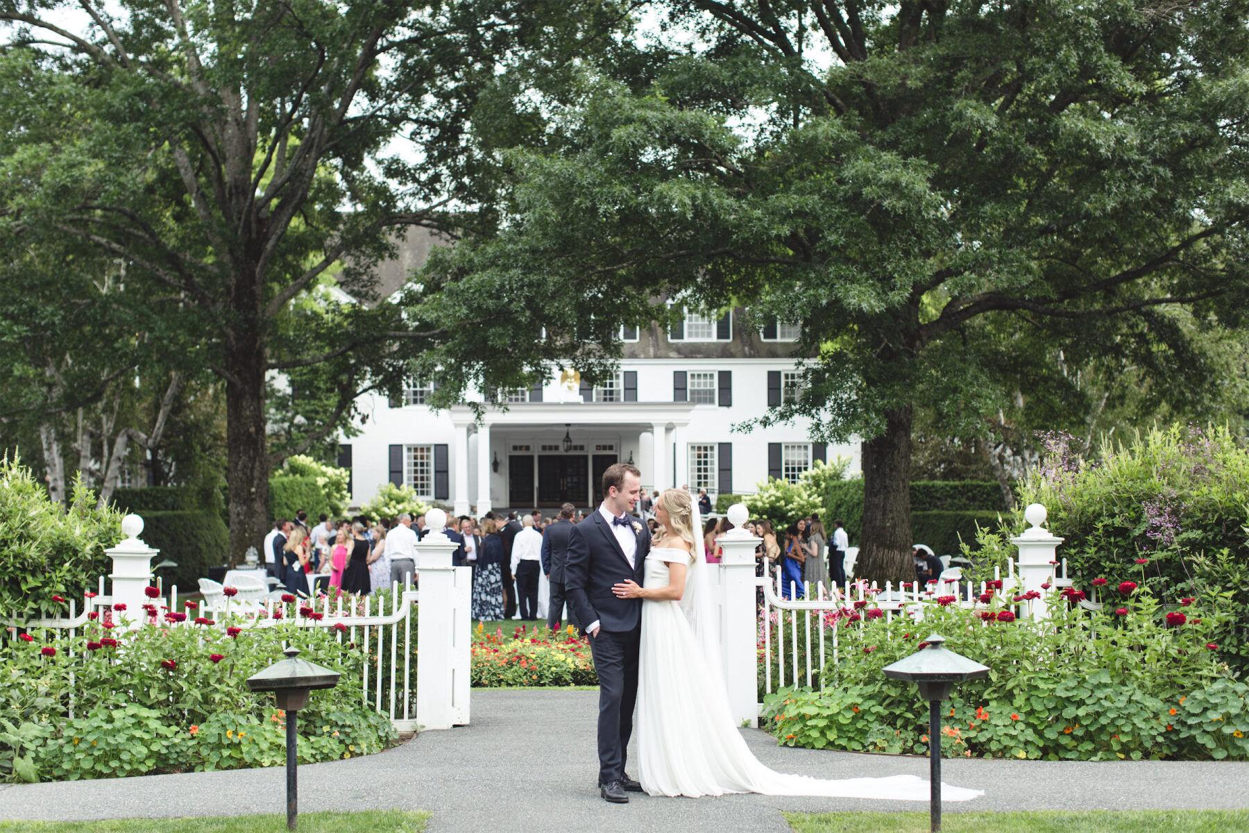 A Rustic Spring Wedding at Woodstock Inn & Resort