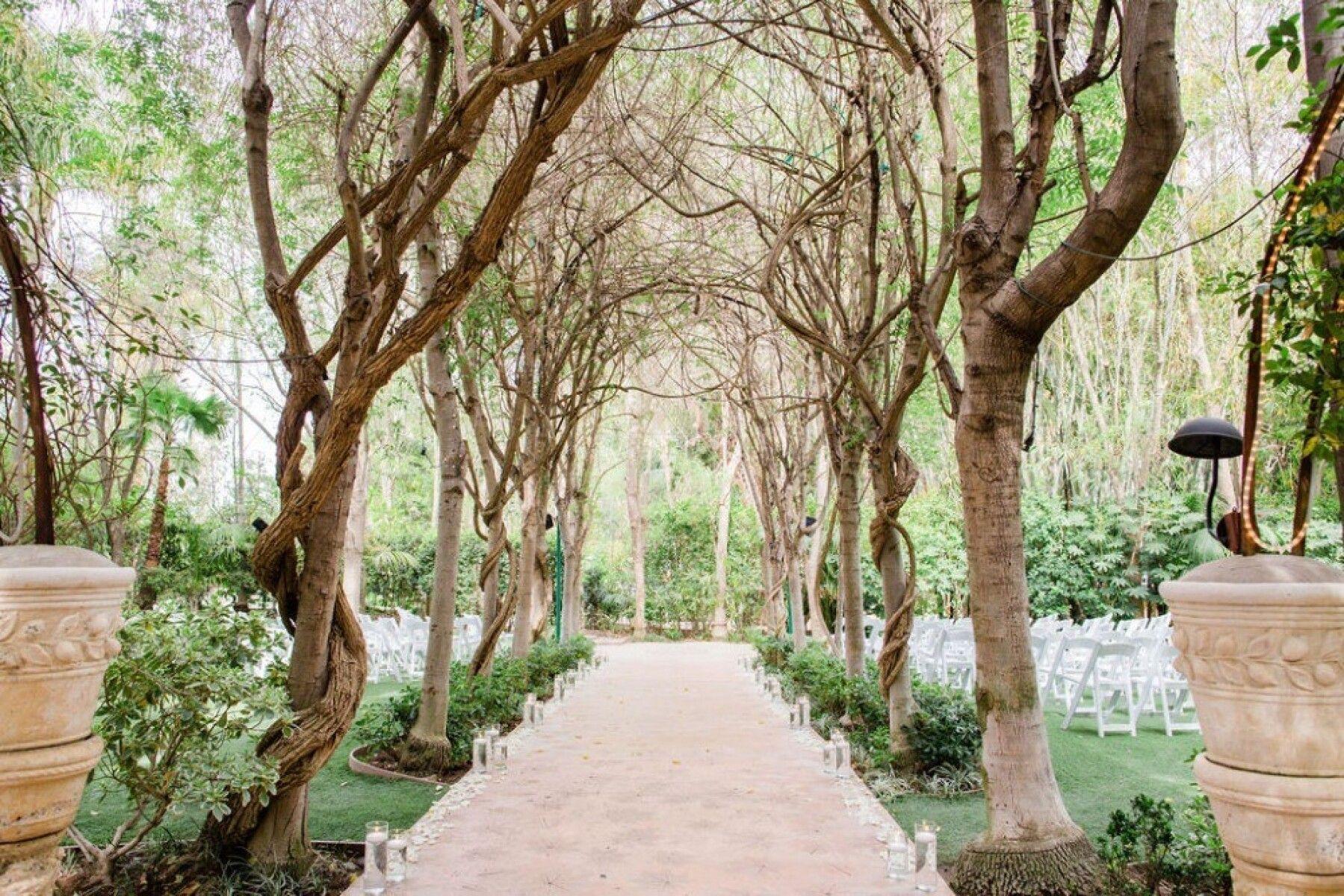 A Classic Fall Wedding at Hartley Botanica photo 5