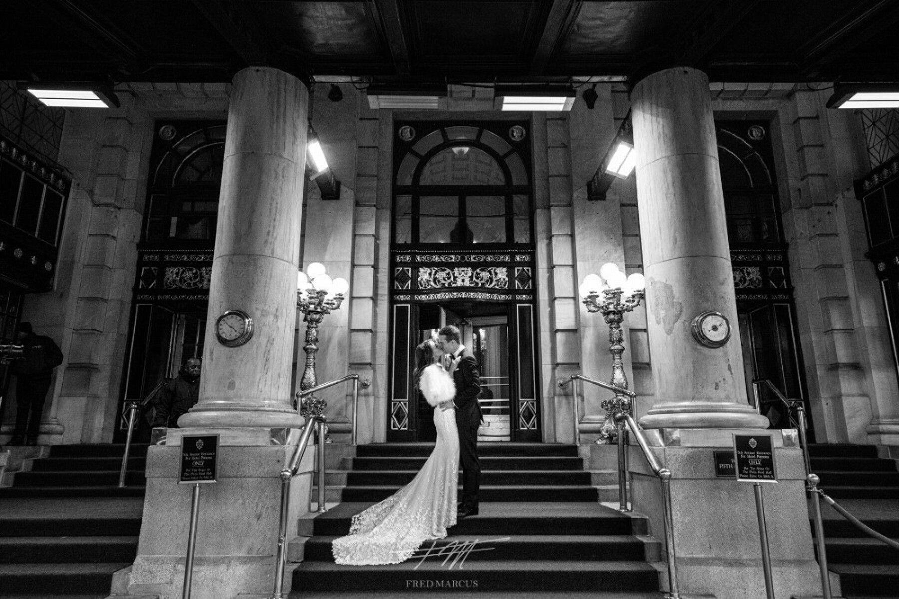 A Glamorous Winter Wedding at The Plaza Hotel photo 5