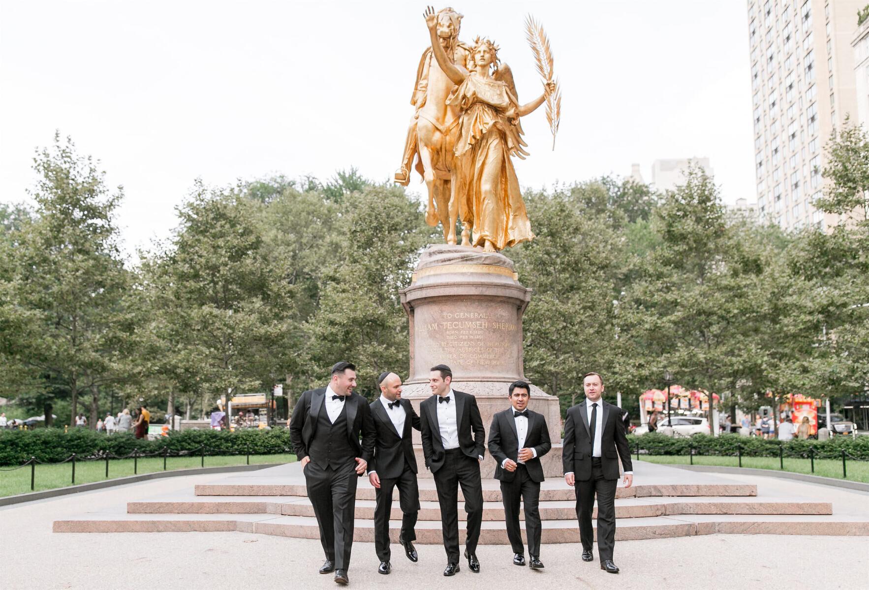 A Glamorous Winter Wedding at The Pierre New York photo 4