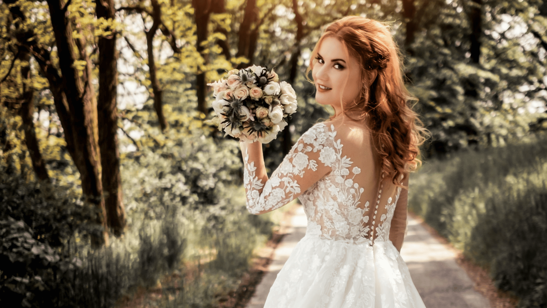 19 Ethical Wedding Dresses That Are Off-The-Charts Gorgeous (and Under $2K)