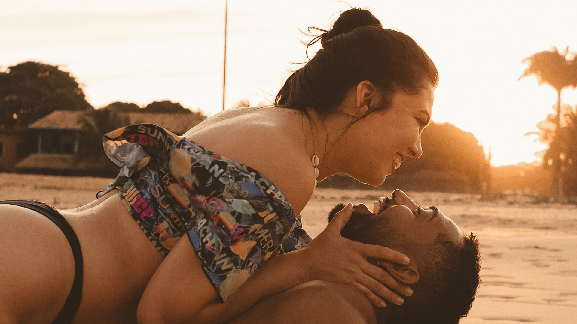 6 Hawaiian Islands You and Your S.O. Need to Hit Up On Your Honeymoon