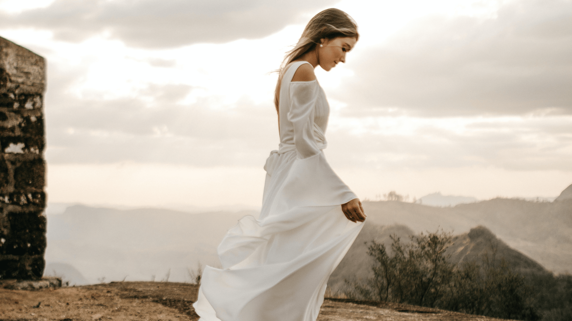Everything You Need to Know About One Day Bridal Wedding Dresses