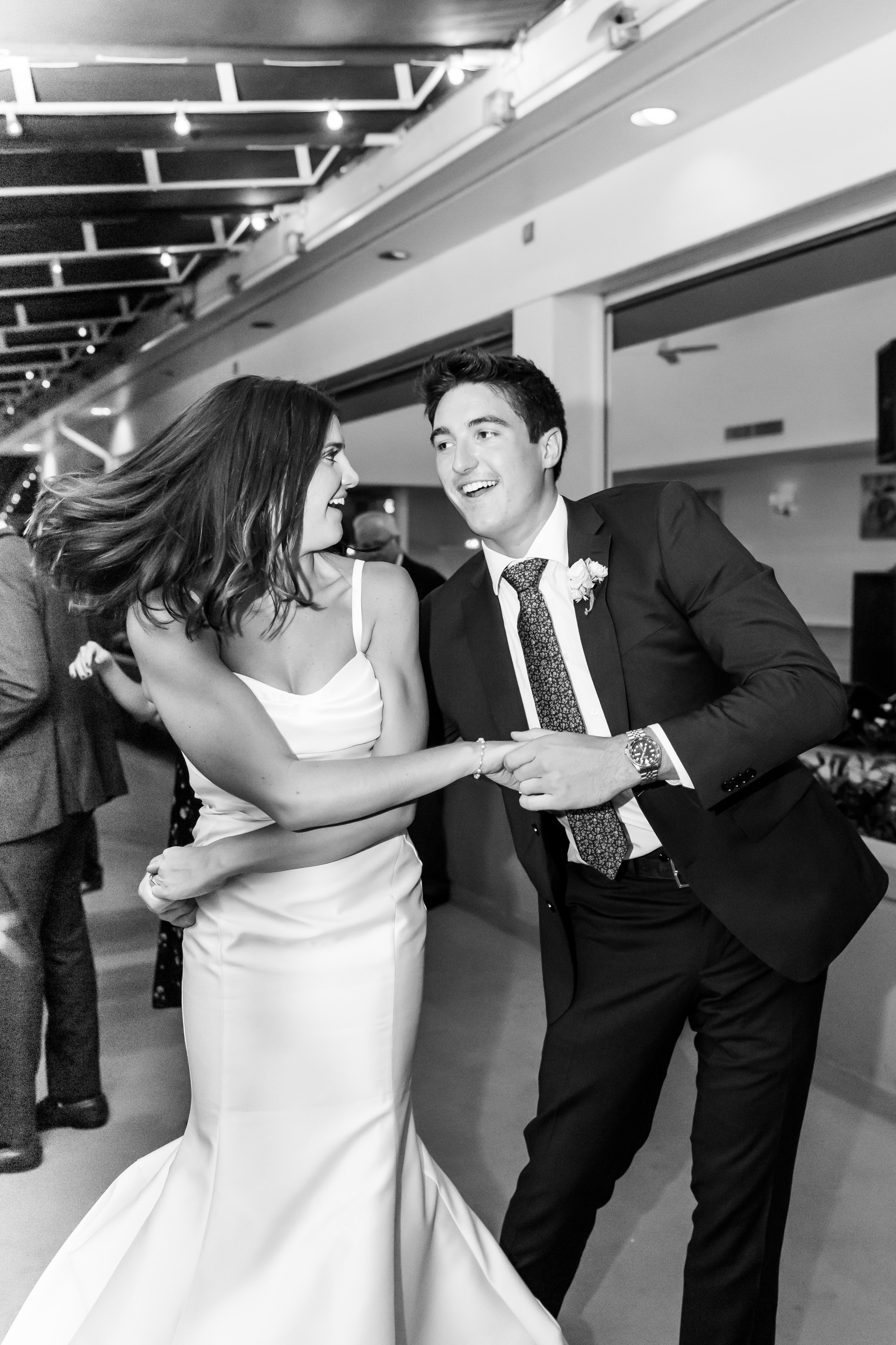 A Classic Fall Wedding at The Woodway Beach Club 10
