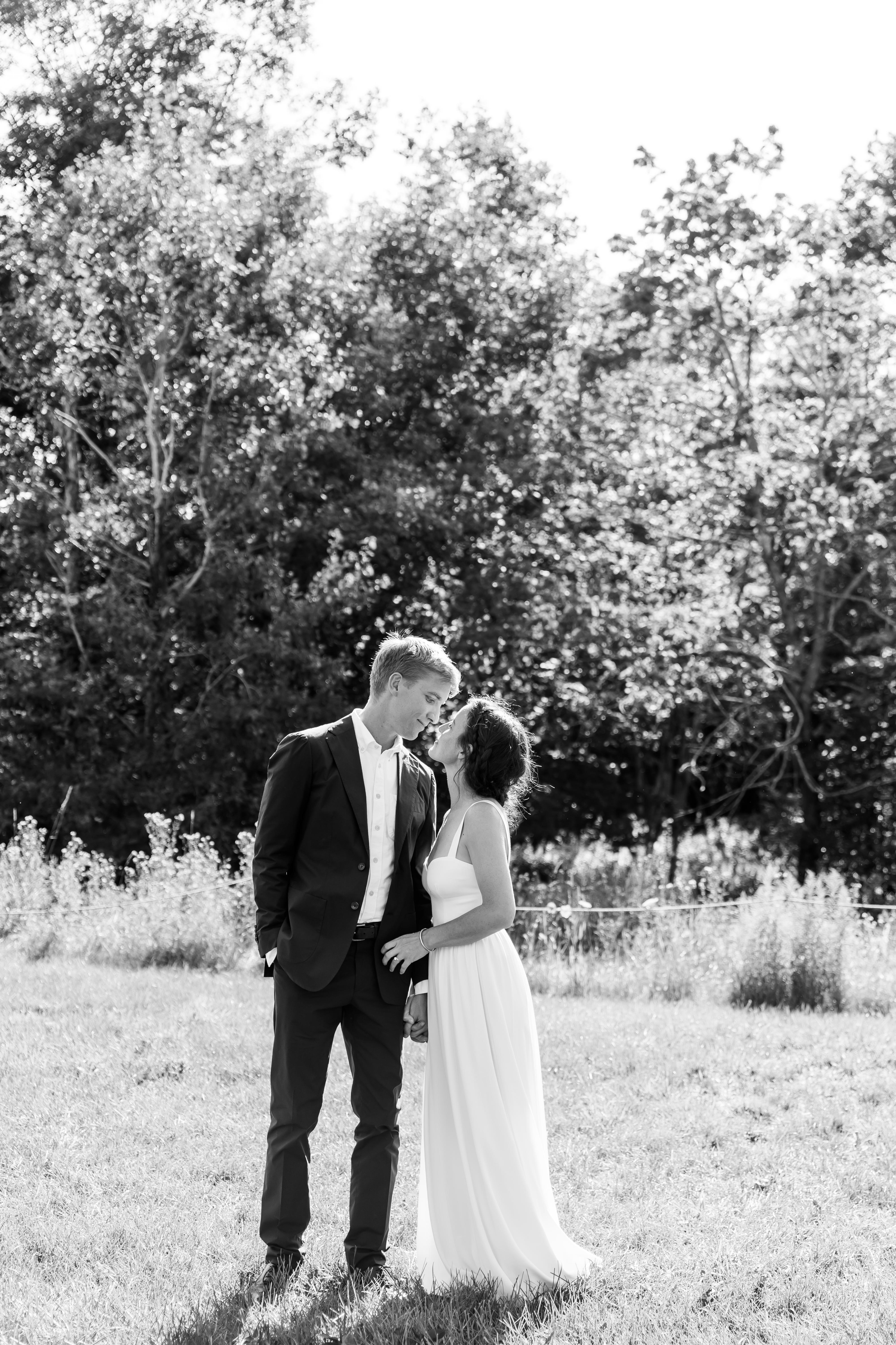 A Romantic Summer Wedding at Brooklin Inn