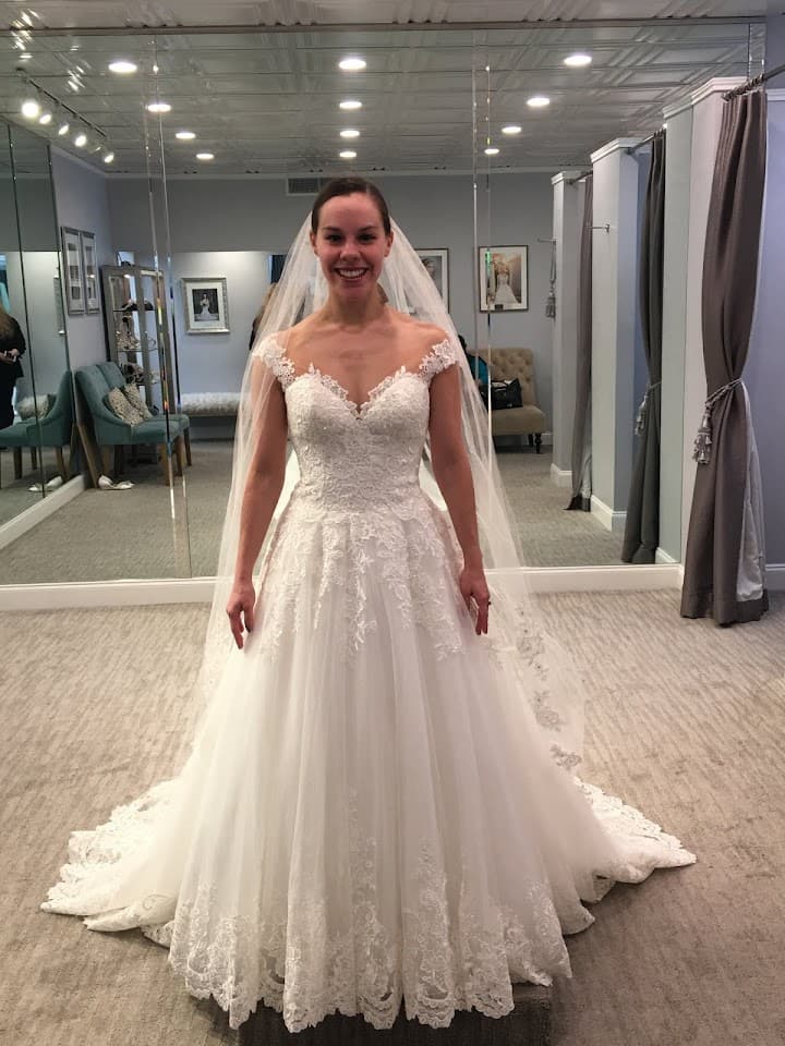 Mockingbird Bridal Boutique portfolio 2