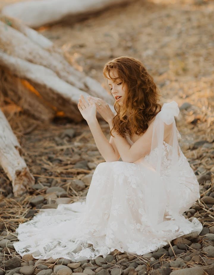 a&bé Bridal Shop portfolio 4