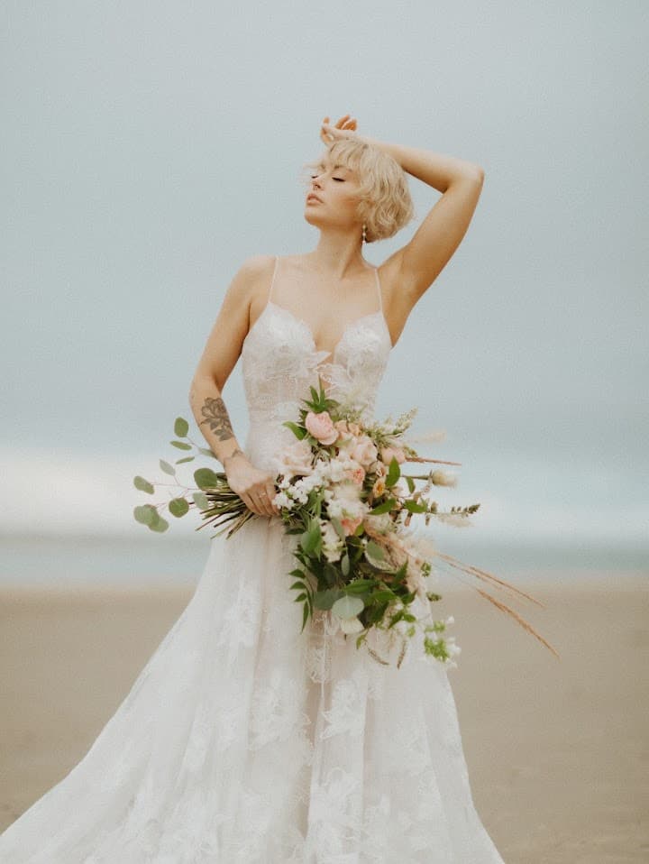 a&bé Bridal Shop portfolio 2
