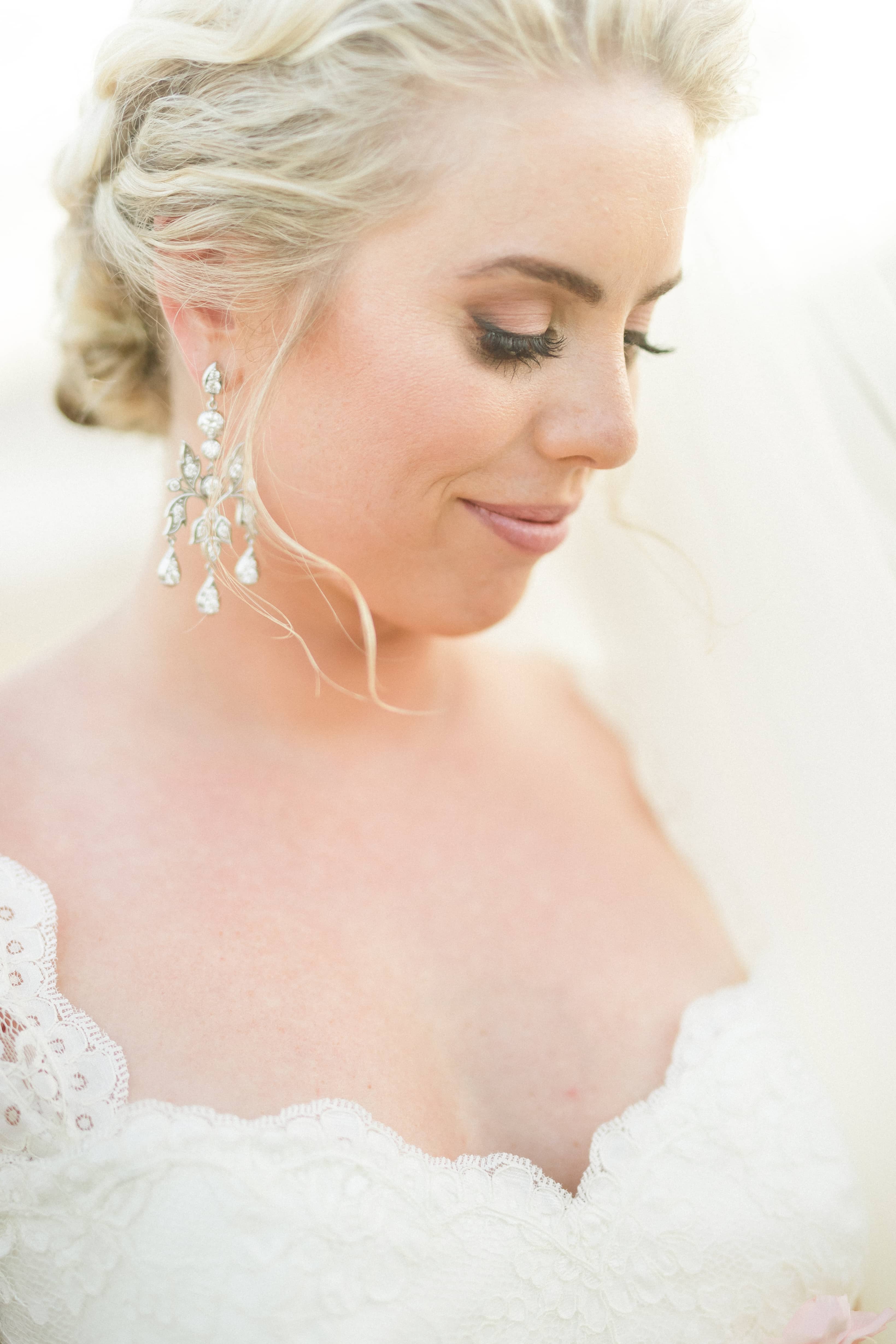 Blanc Bridal Salon portfolio 3