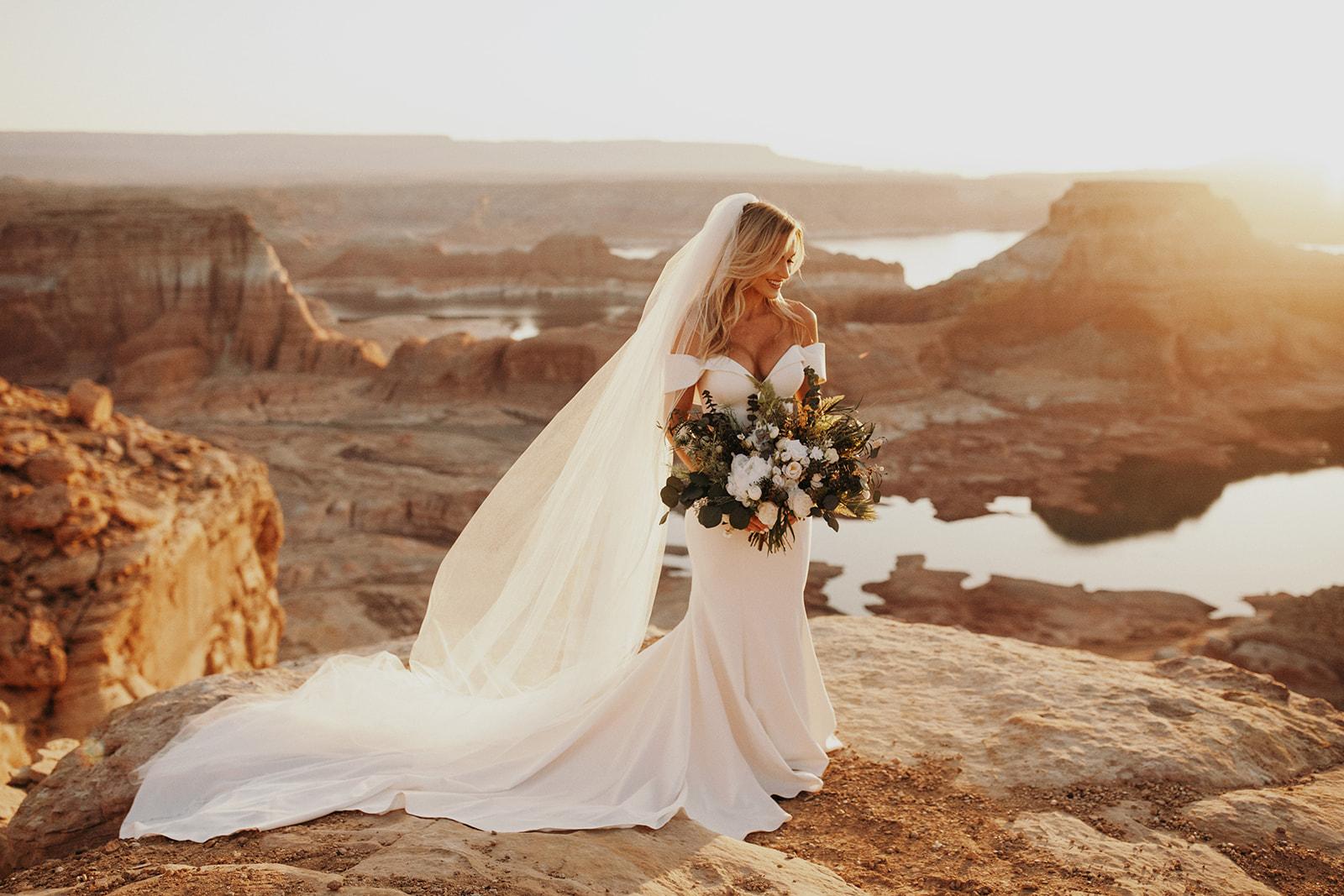 A Non-Traditional Spring Wedding at Lake Powell 20