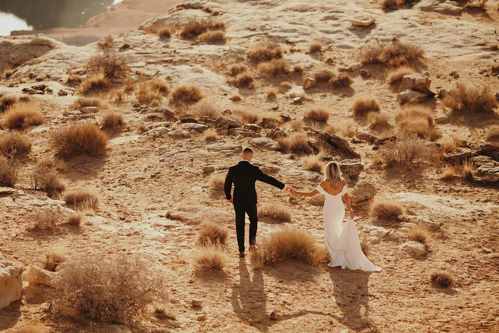 A Non-Traditional Spring Wedding at Lake Powell 43