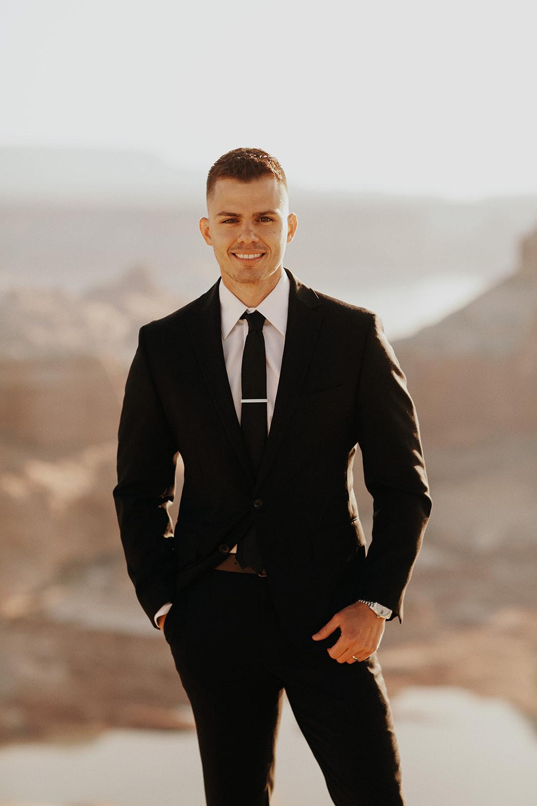 An Intimate Boho Elopement at Lake Powell