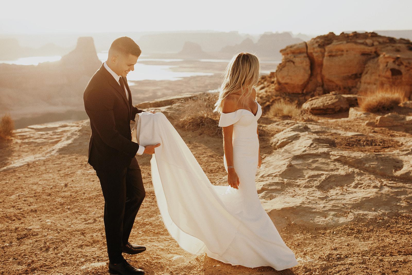 A Non-Traditional Spring Wedding at Lake Powell 35