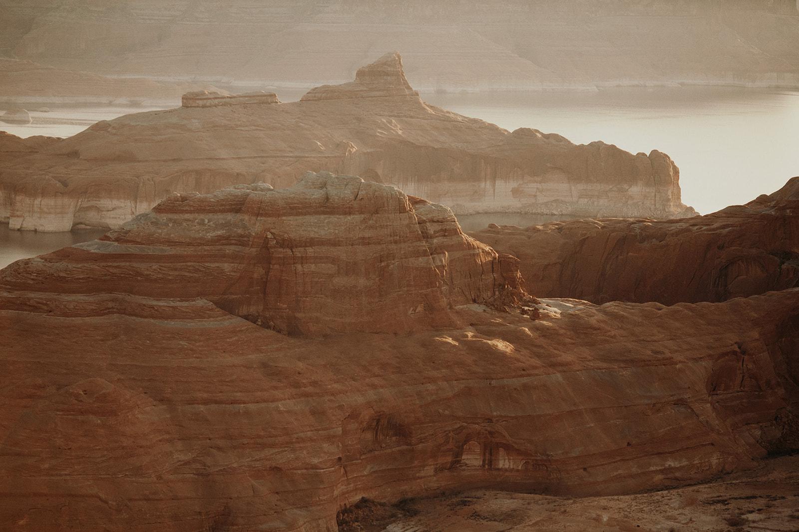 A Non-Traditional Spring Wedding at Lake Powell 13