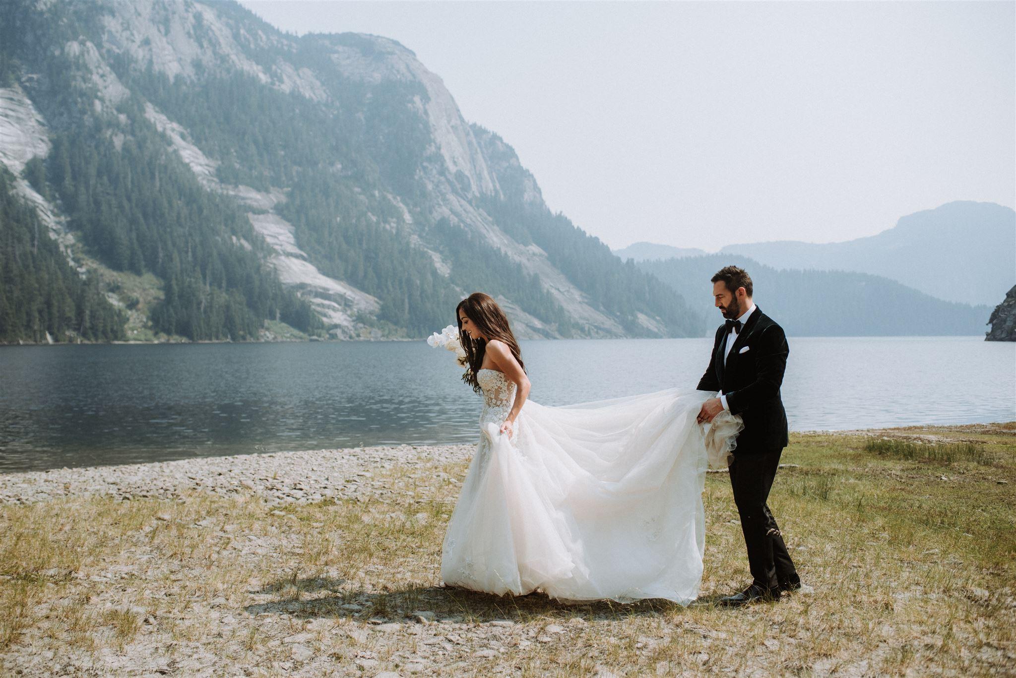 A Romantic Fall Wedding at the Brock House Restaurant 48