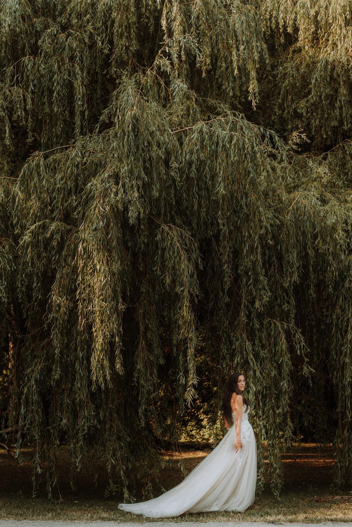 A Romantic Fall Wedding at the Brock House Restaurant 75