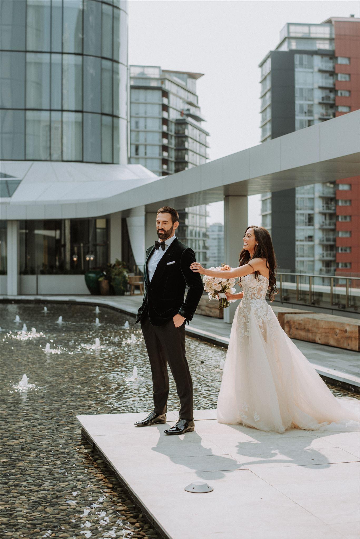 A Romantic Fall Wedding at the Brock House Restaurant 31