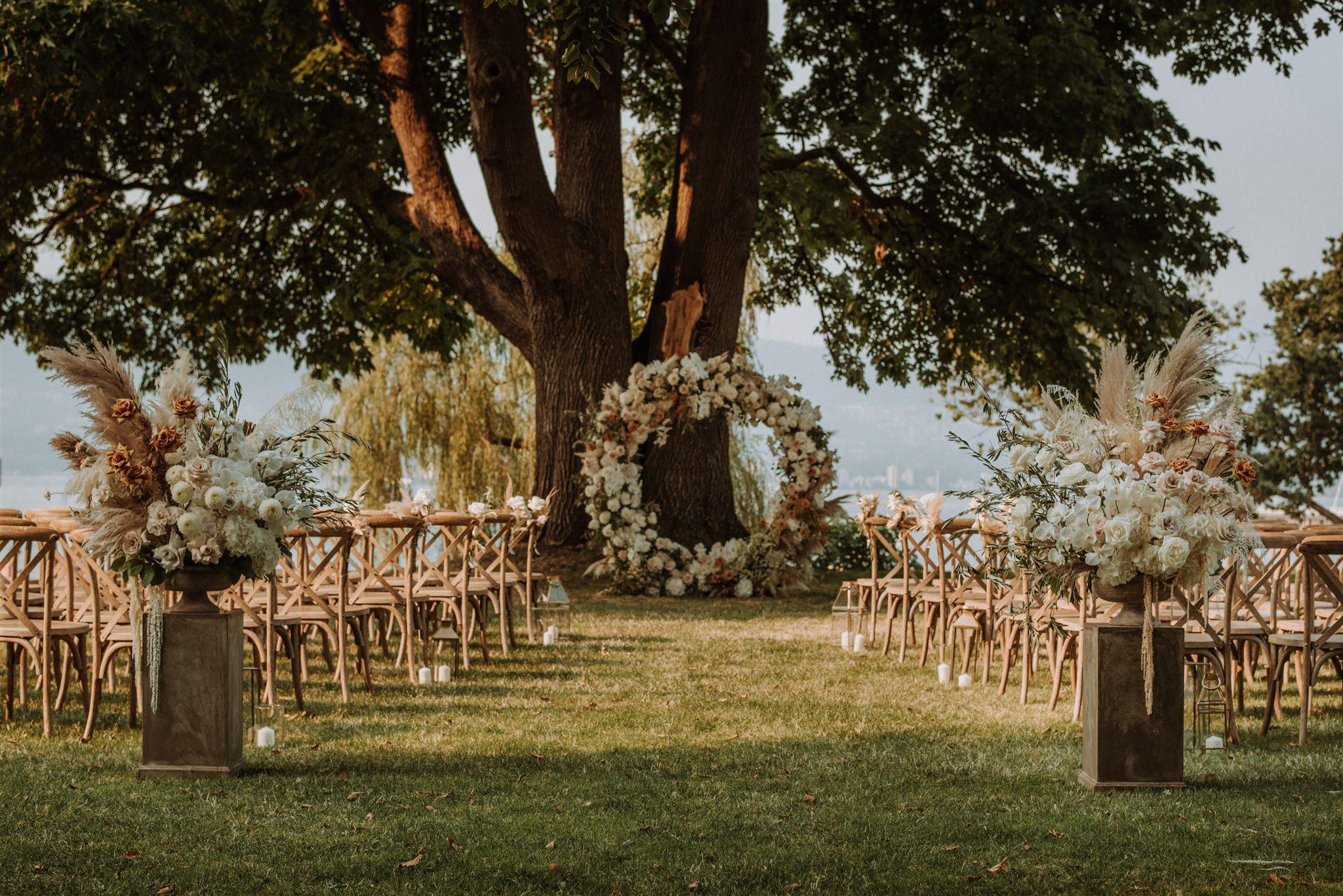 A Romantic Fall Wedding at the Brock House Restaurant 73