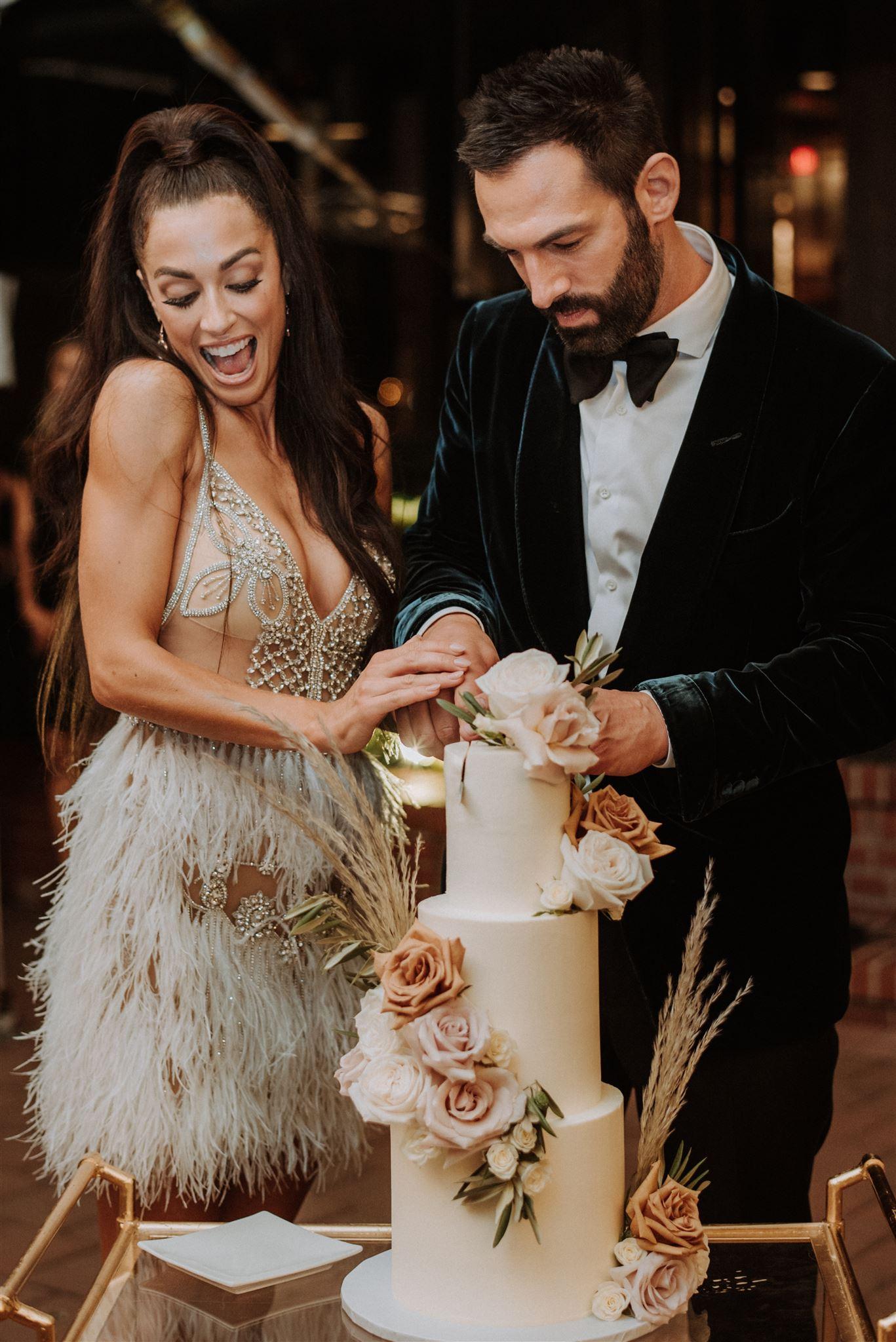 A Romantic Fall Wedding at the Brock House Restaurant 32