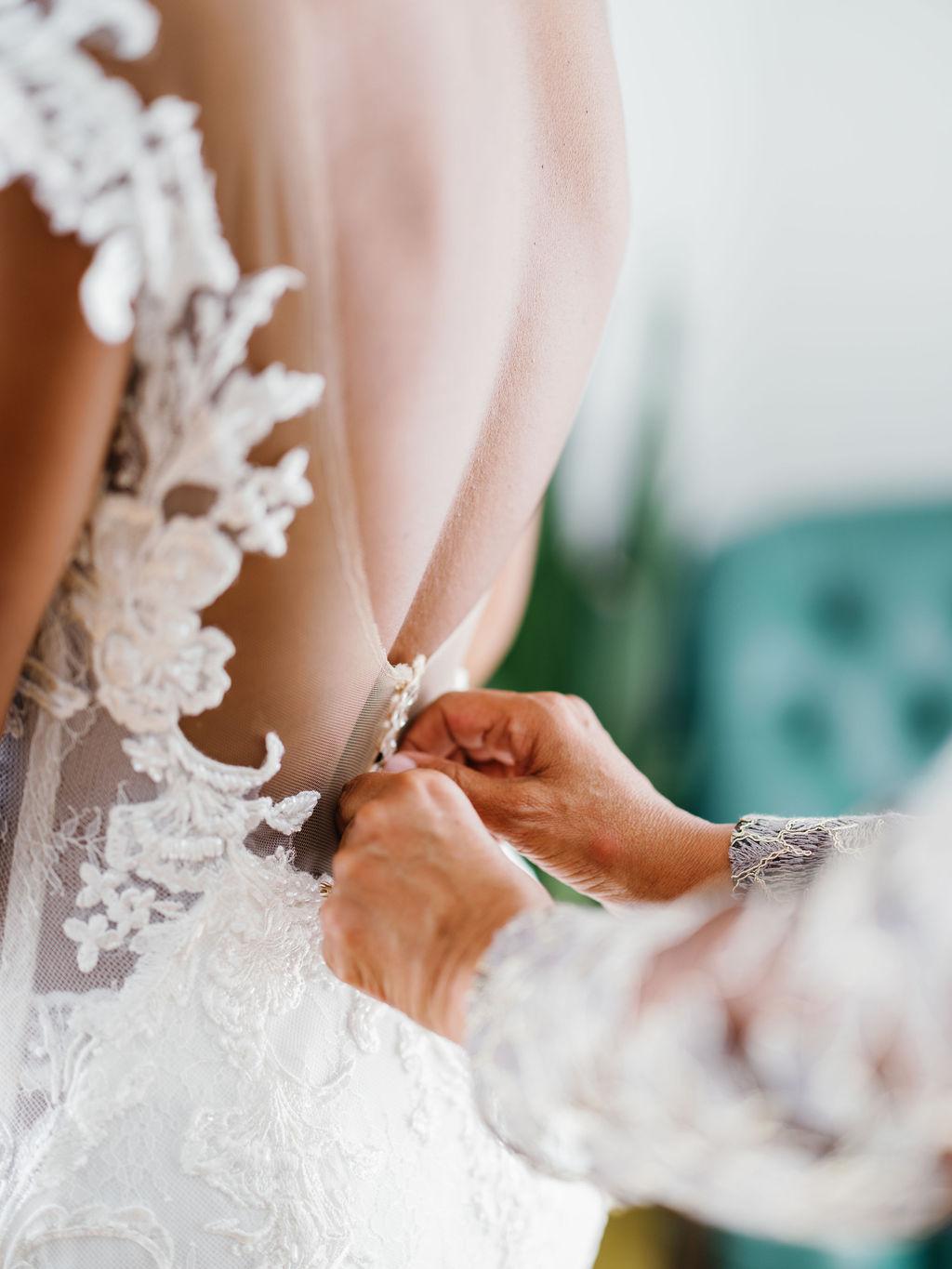 A Classic Fall Wedding at the Line Hotel 12