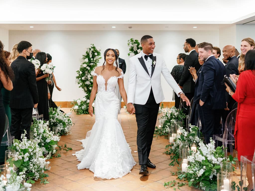 A Classic Fall Wedding at the Line Hotel 35