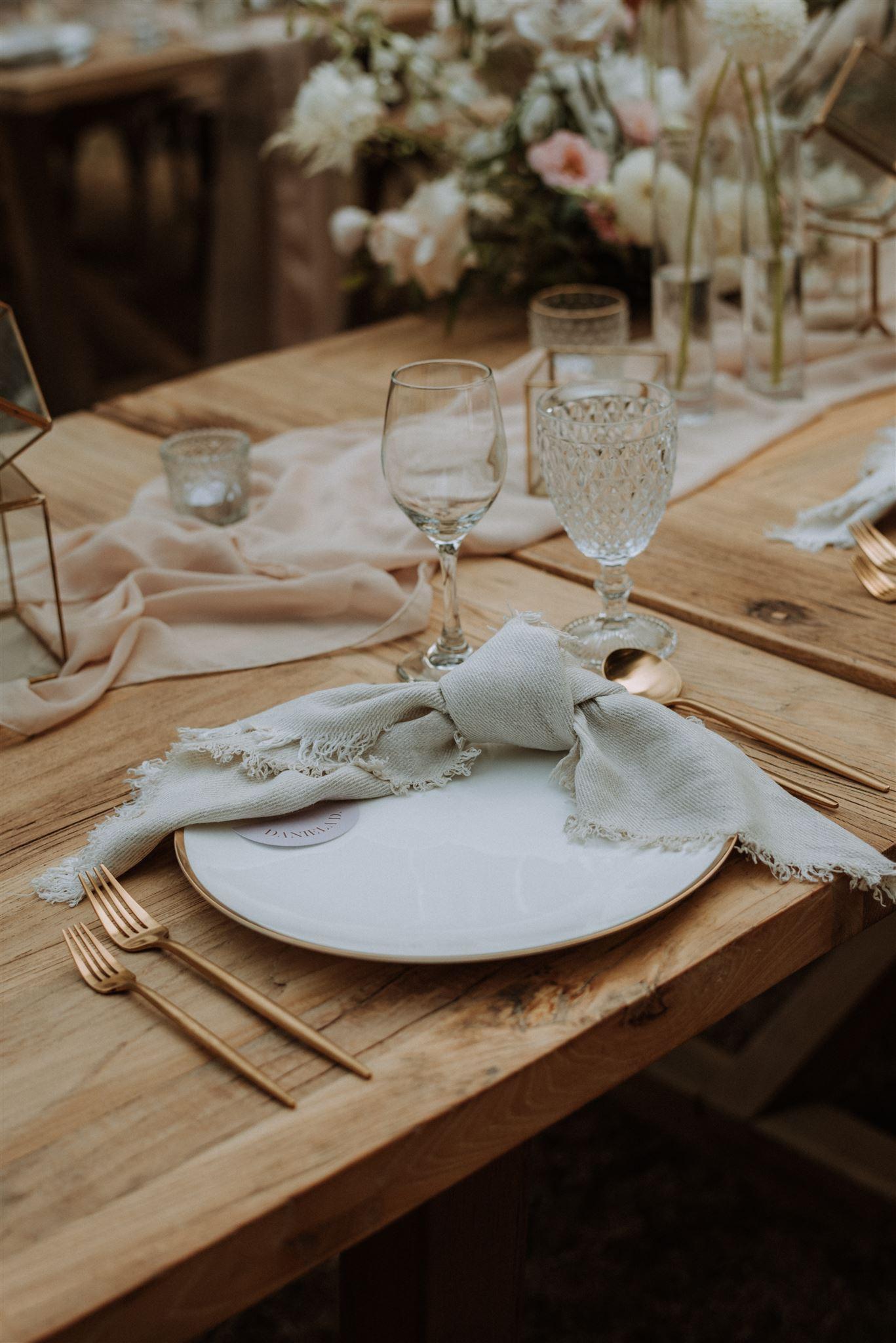 A Romantic Fall Wedding at the Brock House Restaurant 21