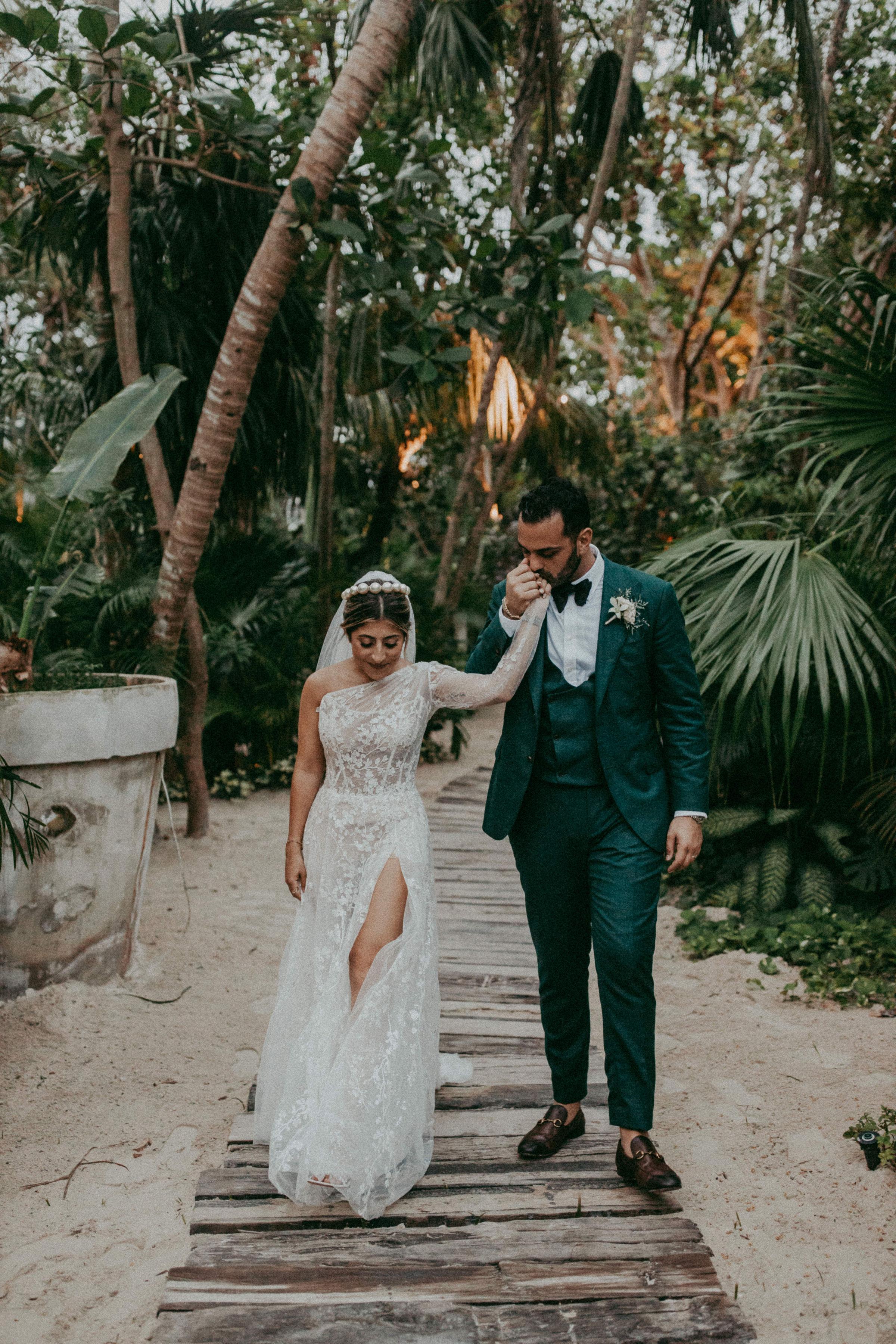 Tara Hosseini & Nicolas Sabet's wedding 34