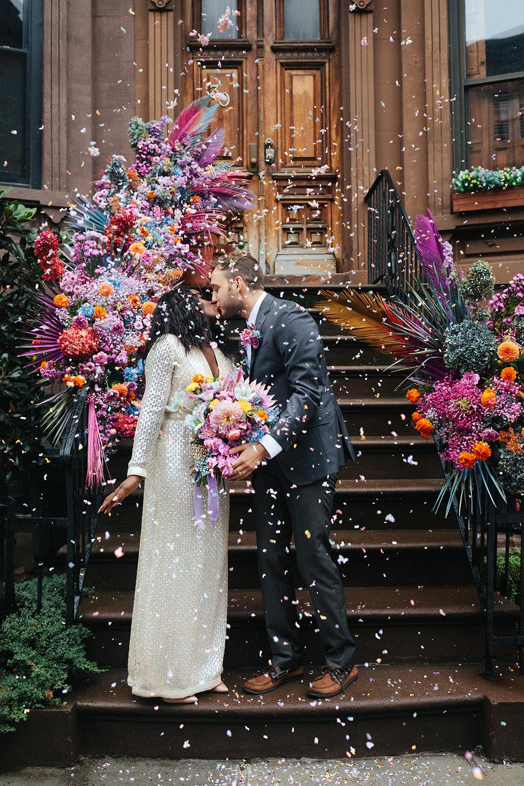 A Non-Traditional Elopement on a New York City Stoop 35