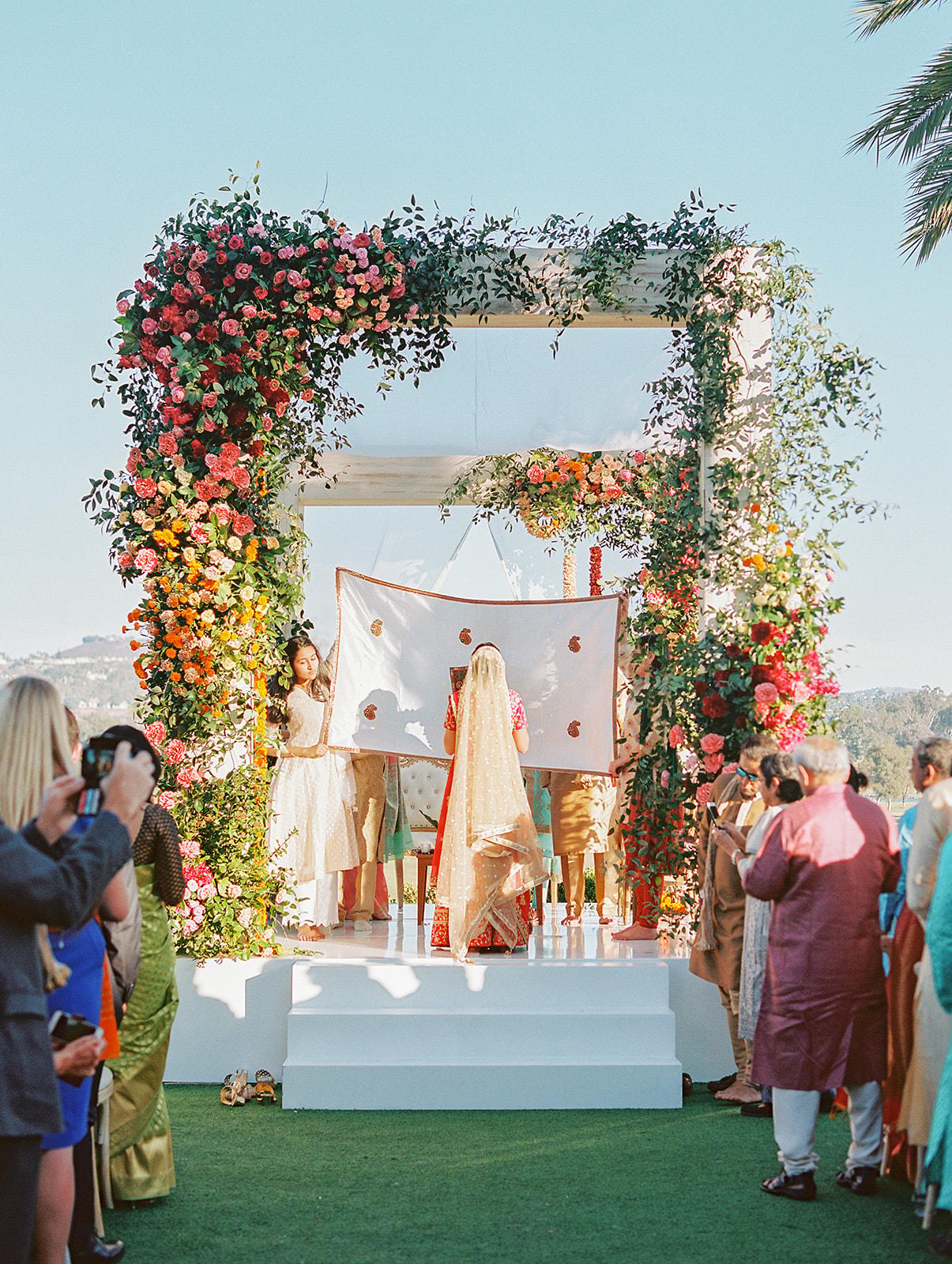 A Classic Winter Wedding at Omni La Costa Hotel 47