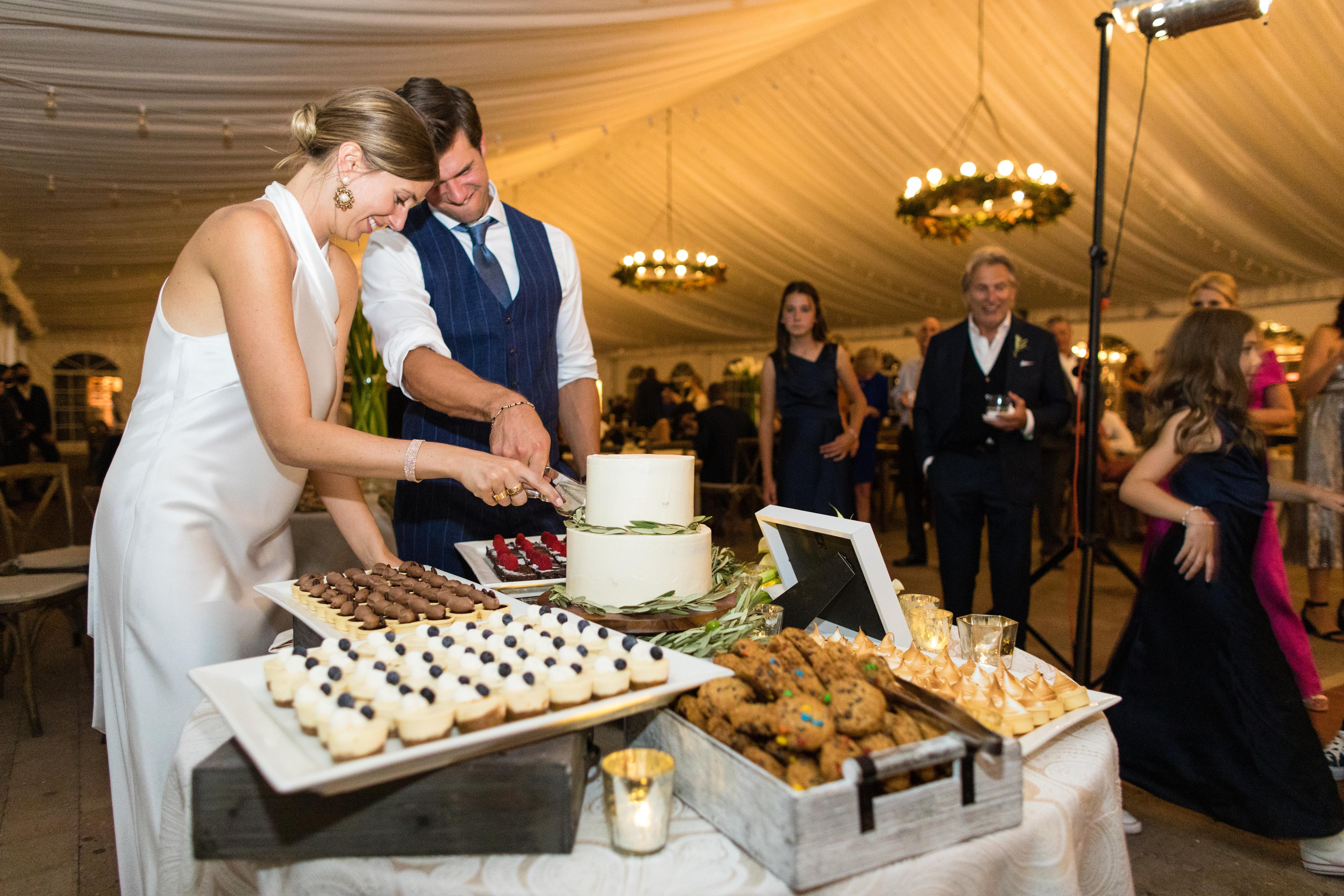 A Modern Fall Wedding at Trail Creek Cabin 6