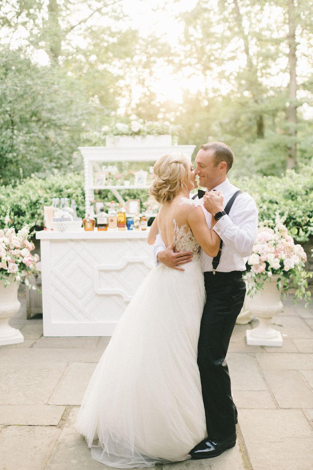 A Whimsical Summer Wedding at Goodstone Inn and Restaurant 20