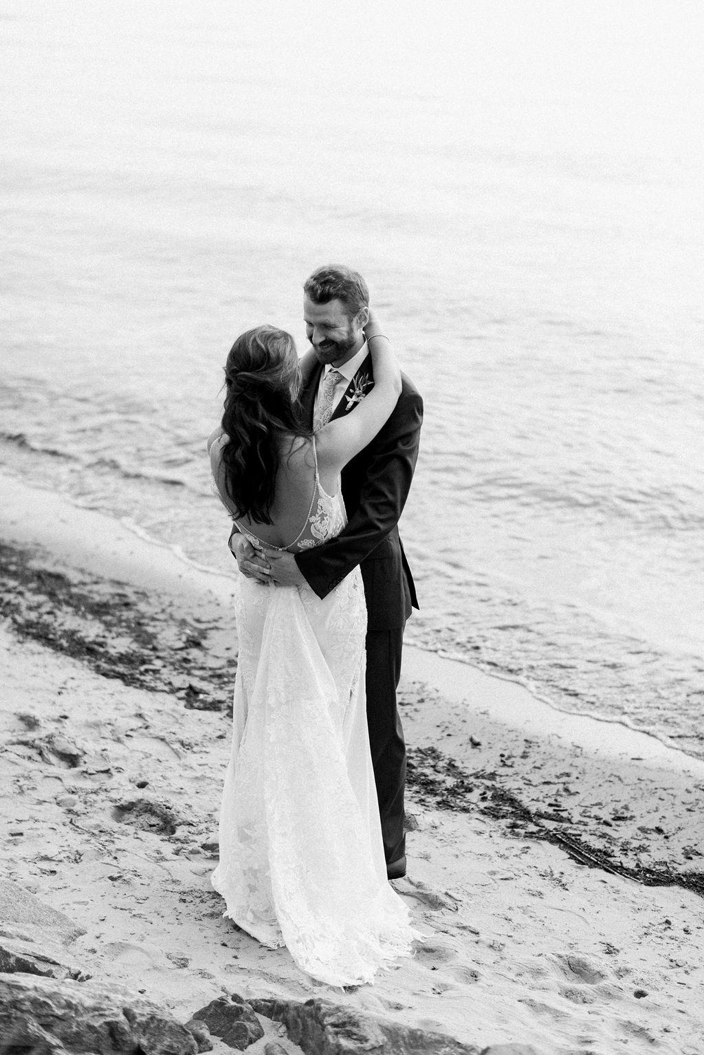 A Romantic Summer Wedding at Chesapeake Bay Beach Club 27