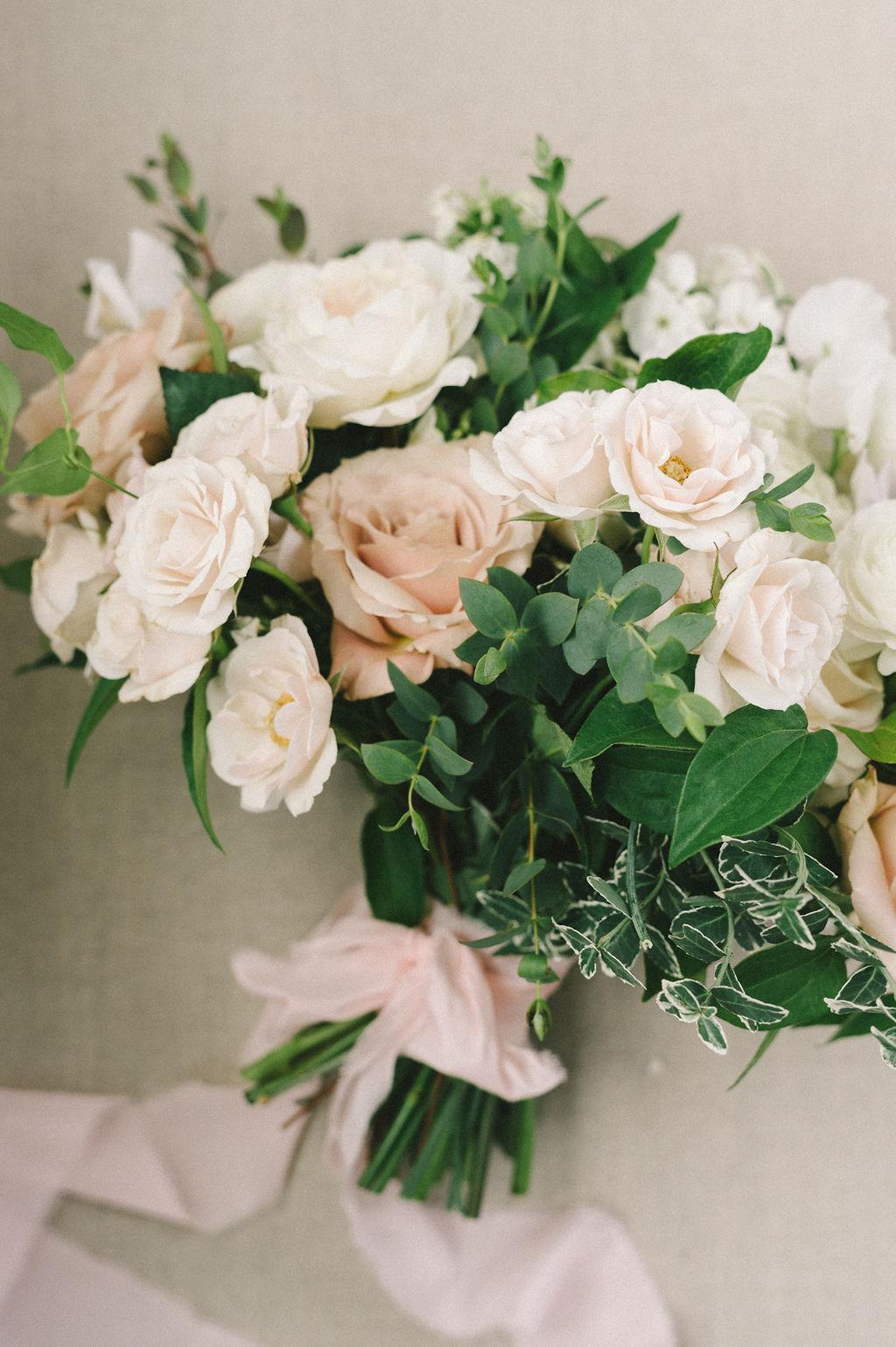 A Romantic Summer Wedding at Chesapeake Bay Beach Club 19